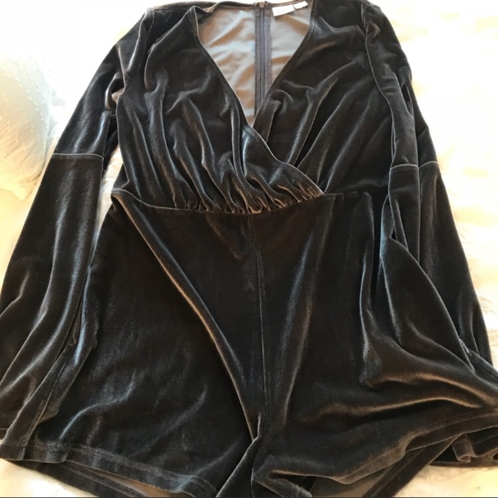 NWOT velvet romper - Picture 3 of 3